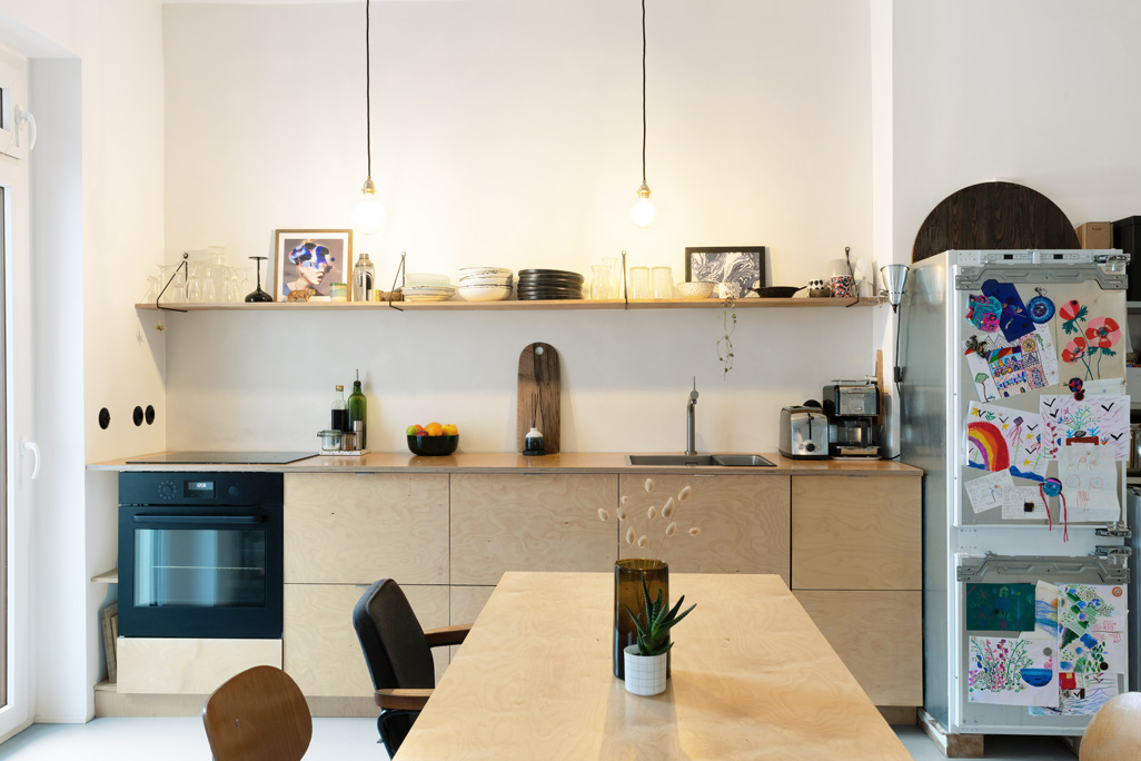 Paola Bagna Artists Berlin 5 - Artist Family Apartment